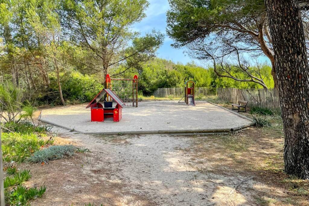 Moderne En Résidence Privée Face à La Hyères