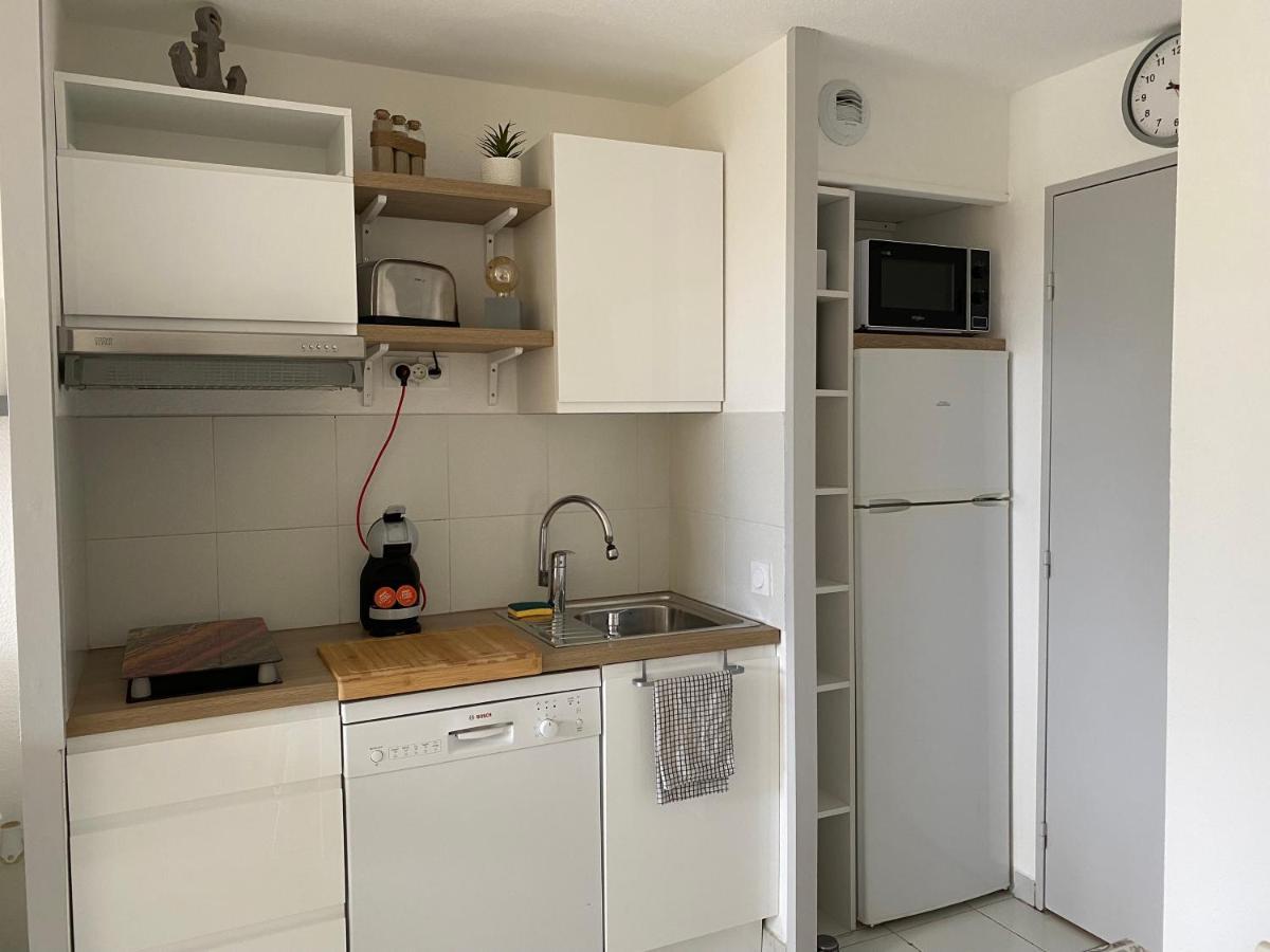 Moderne En Résidence Privée Face à La Appartement