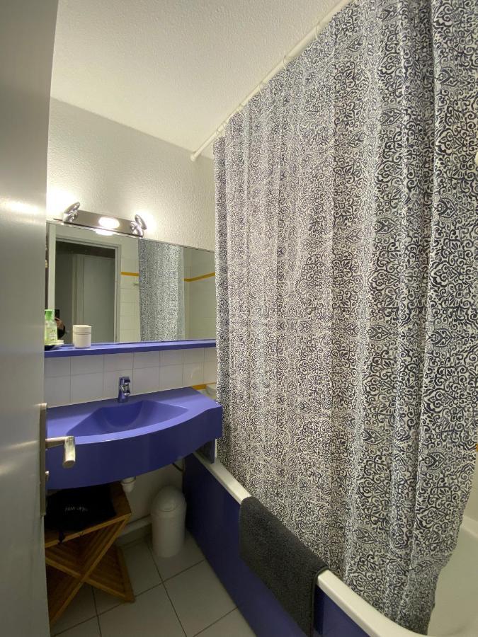 Moderne En Résidence Privée Face à La Appartement